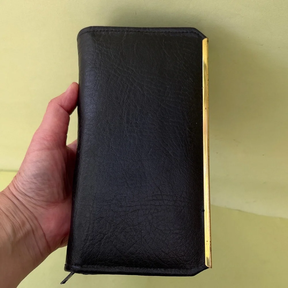 New vintage Men's Grooming Kit with Black and Gold Accents
